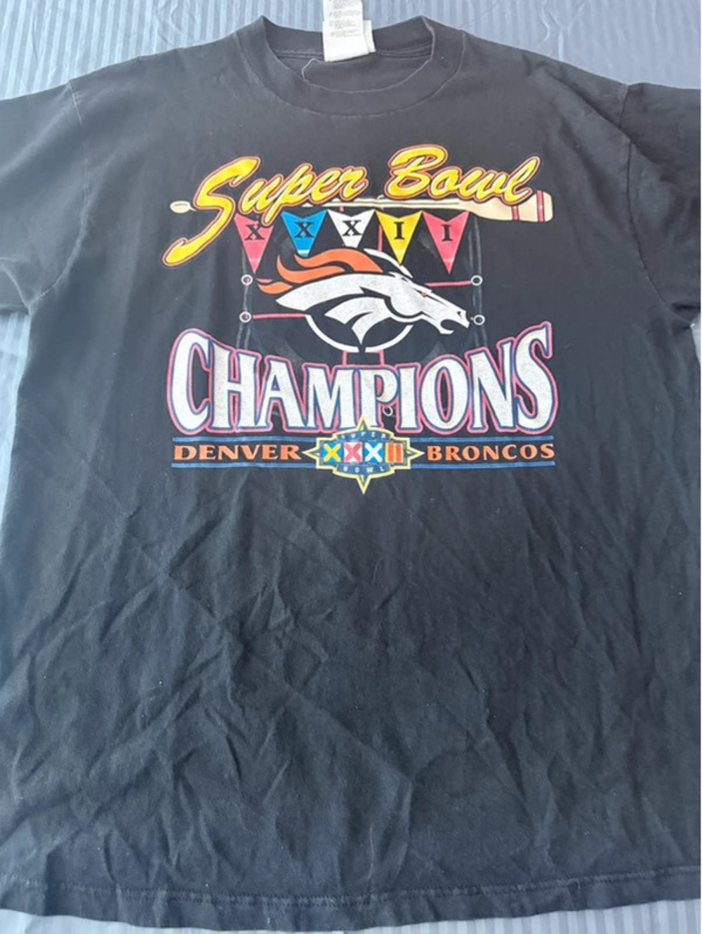 Vintage 1998 Denver Broncos Super Bowl XXXII Champions T-Shirt Large 1271
